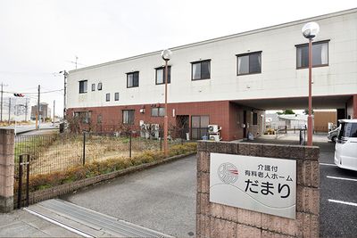 温かみのあるエントランス