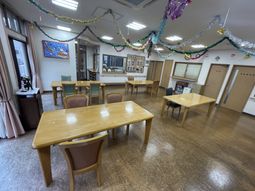 広々としたラウンジ