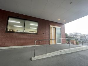 出入口横の通路