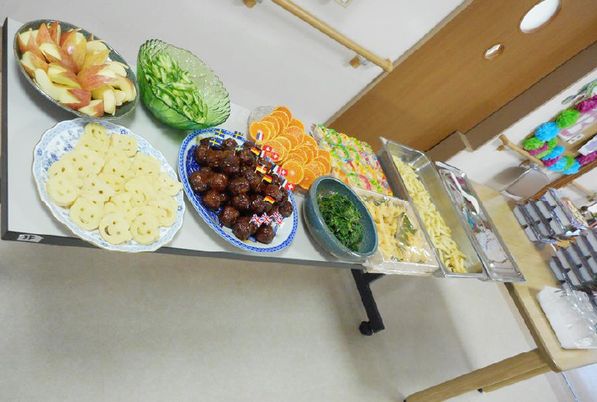 豊富な料理の食堂