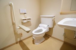 バリアフリートイレ