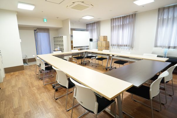 広々とした会議室