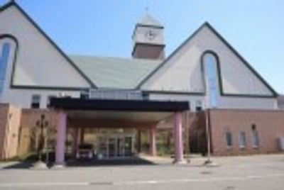 車寄せのある外観