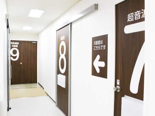 明るい廊下  