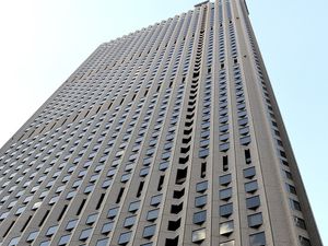 高層建物の外観  