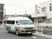 送迎車のある施設外観  