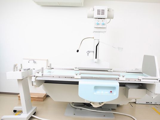 機能訓練用の機器がある室内  
