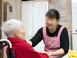 ケアワーカーと利用者