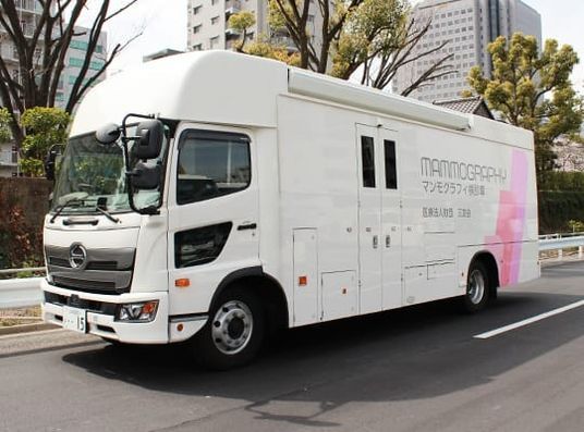 移動式撮影車両の外観  