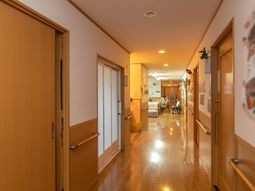 温かみのある廊下