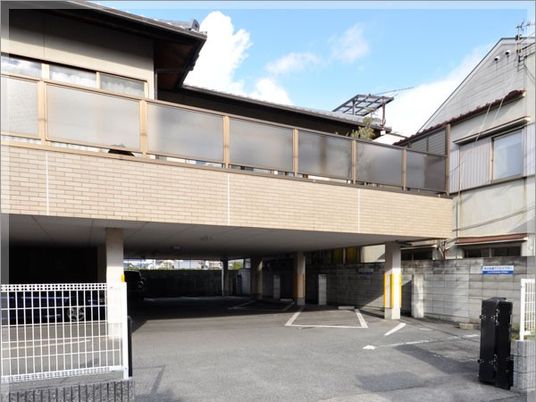 建物の外観  