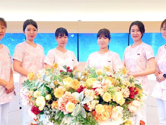 スタッフ集合の受付前  