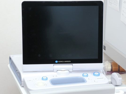 モニター付き機器の台  