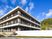 3階建ての外観  