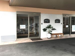 エントランス外観  