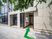 建物入口の外観  