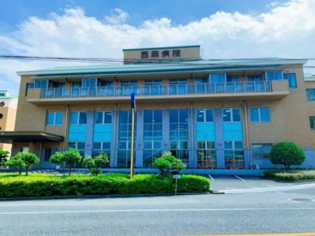 病院の外観 外観   大きな窓が並ぶ落ち着いた外観です。明るく整った建物は、働く場所の雰囲気をイメージしやすいです。