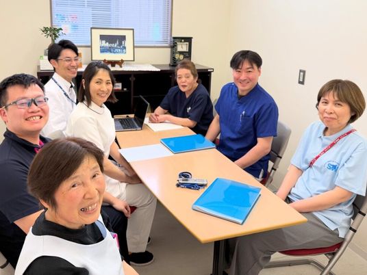 スタッフの会議室  