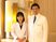 白衣の男女ロビー  