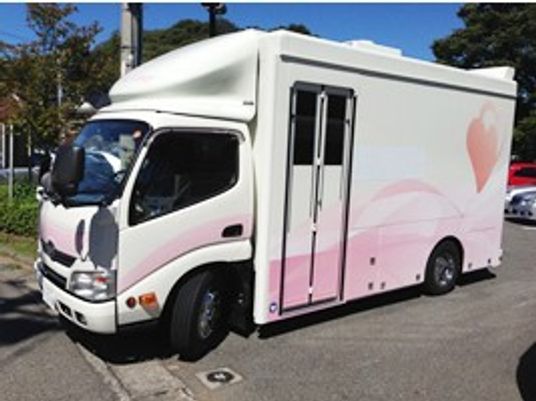 送迎車の外観  