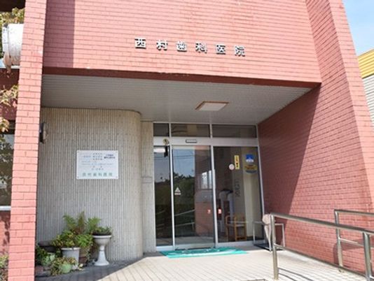施設の入口  