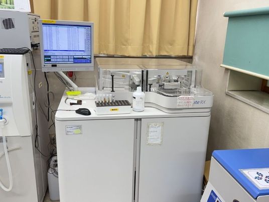 検査機器のある室内  