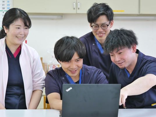 スタッフが集まる休憩室  