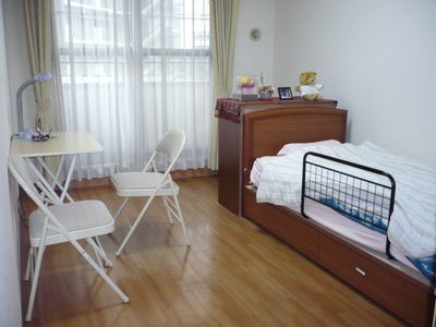 光が差し込む綺麗な個室