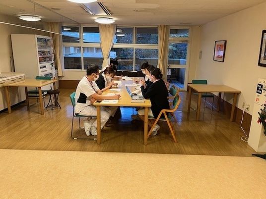 スタッフの会議室