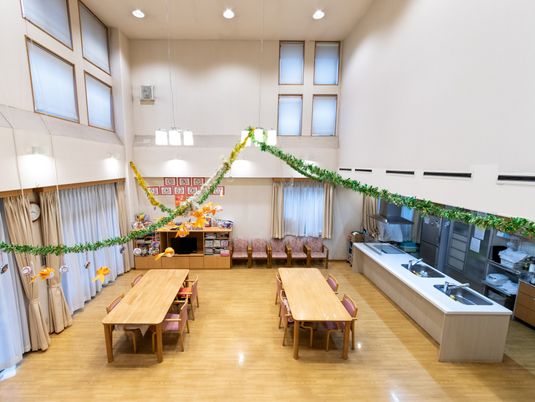 明るい食堂です  