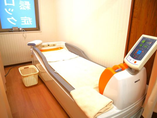 機能訓練用ベッド  