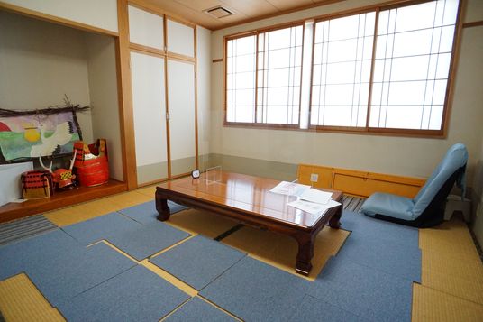 伝統的な和室の一角