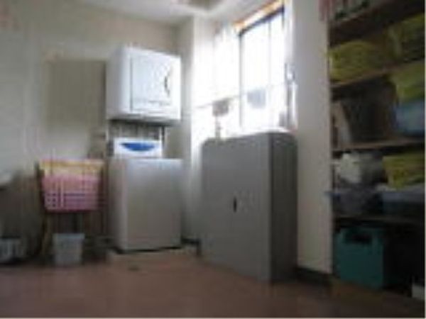 日当たりの良い洗濯室