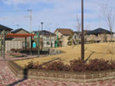 広々とした施設の中庭