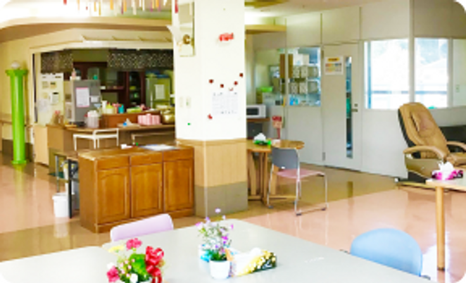 明るいラウンジ