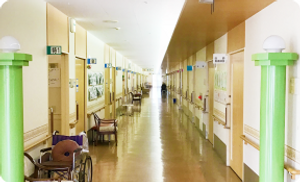 長い廊下の様子