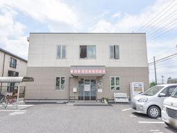 清潔感ある建物エントランス