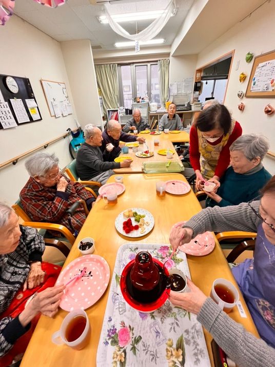 和やかなお茶会の様子