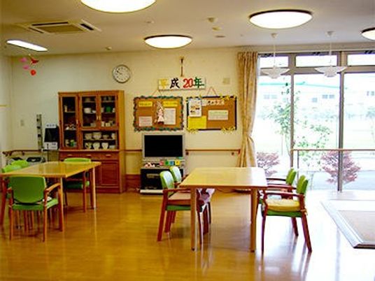 明るい食堂の室内  