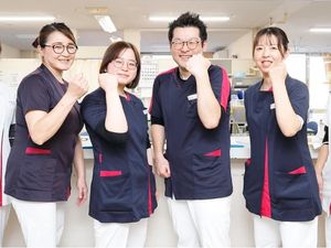 スタッフ集合の食堂  