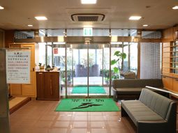 エントランス待合スペース