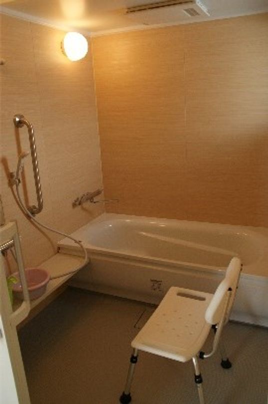 バリアフリー浴室設備