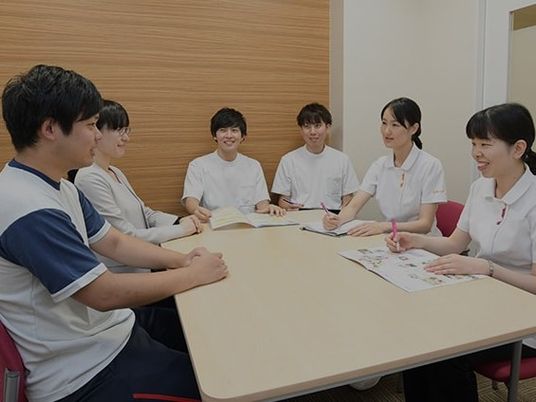 スタッフの打ち合わせ室  