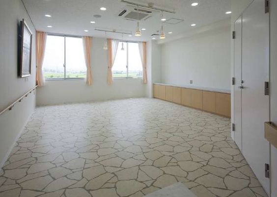 明るい空間の室内