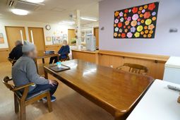 和やかな食堂の様子