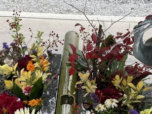 花の手水鉢  