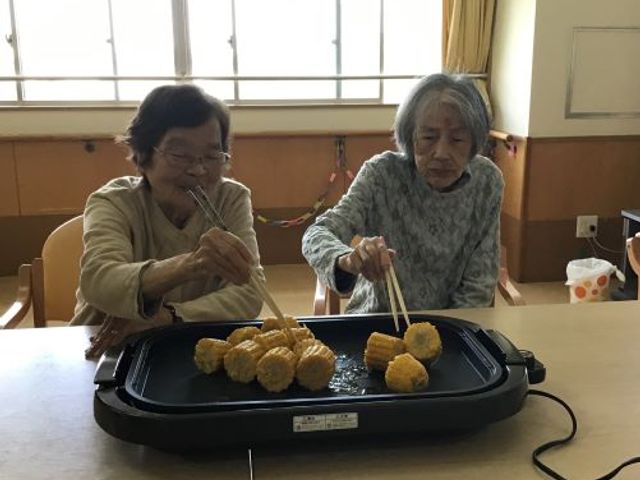 お食事