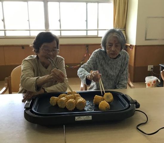 お食事