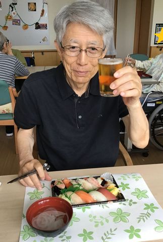 お食事