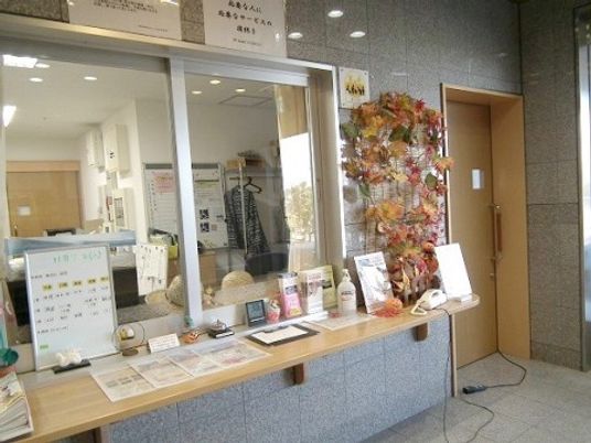 アクセスしやすい受付カウンター